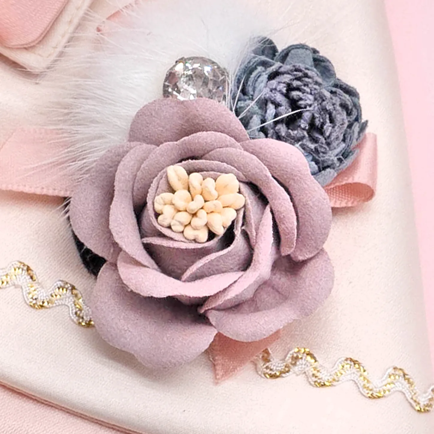 DUCHESS AURORA - Campagne Pink Duchess Satin Cape